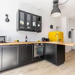 Lovely Flat In The Heart Of Paris Bastille For 6 Guests!